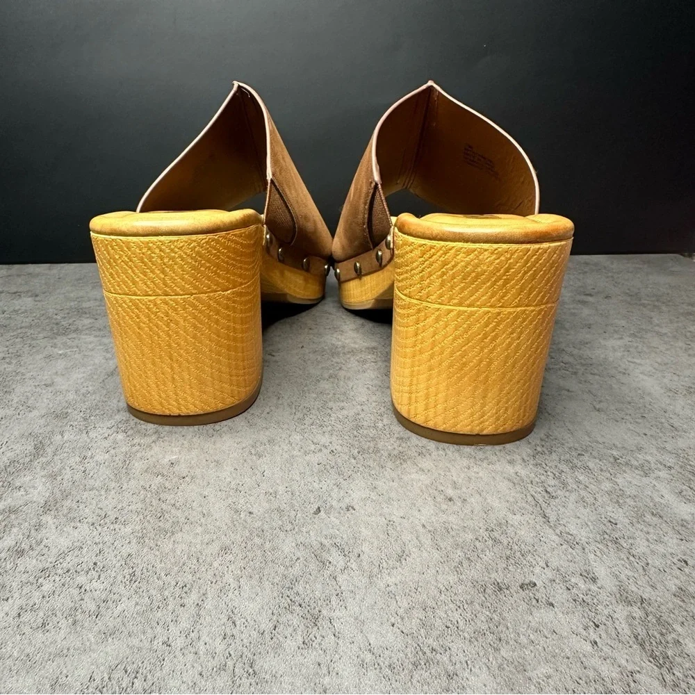 MIA Merel Clogs – Effortless Boho Style Meets Everyday Comfort-Size 10 - Picture 4 of 5